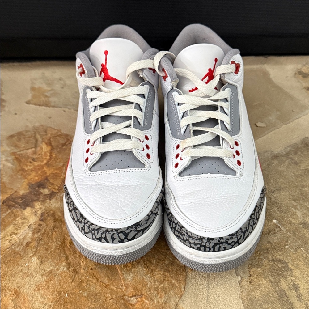 Jordan 3 Retro - Picture 2 of 4